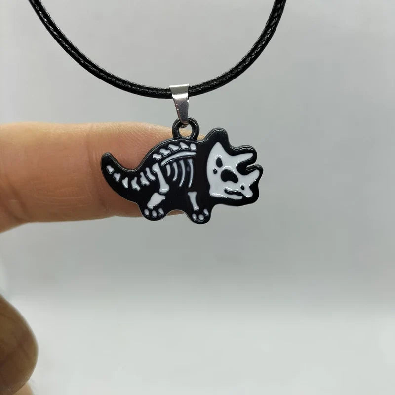Vintage Black Dinosaur Enamal Pendant Necklace Goth Chain Cartoon Design Charm Choker Necklace for Women Kid HipHop Neck Jewelry