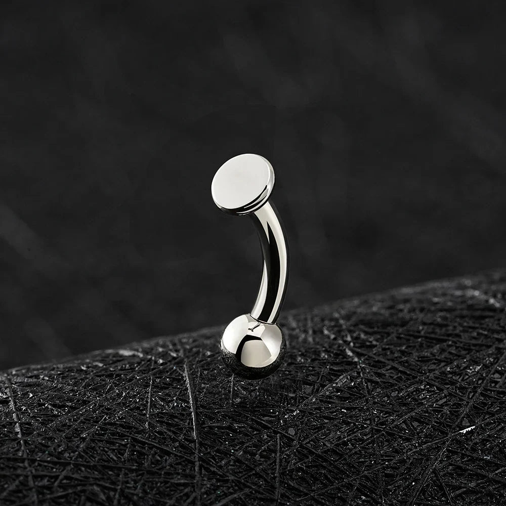 Right Grand ASTM F136 Titanium Round Disc Vertical Labret Stud 16G Curved Barbell Rook Earring Cartilage Ear Piercing Jewelry