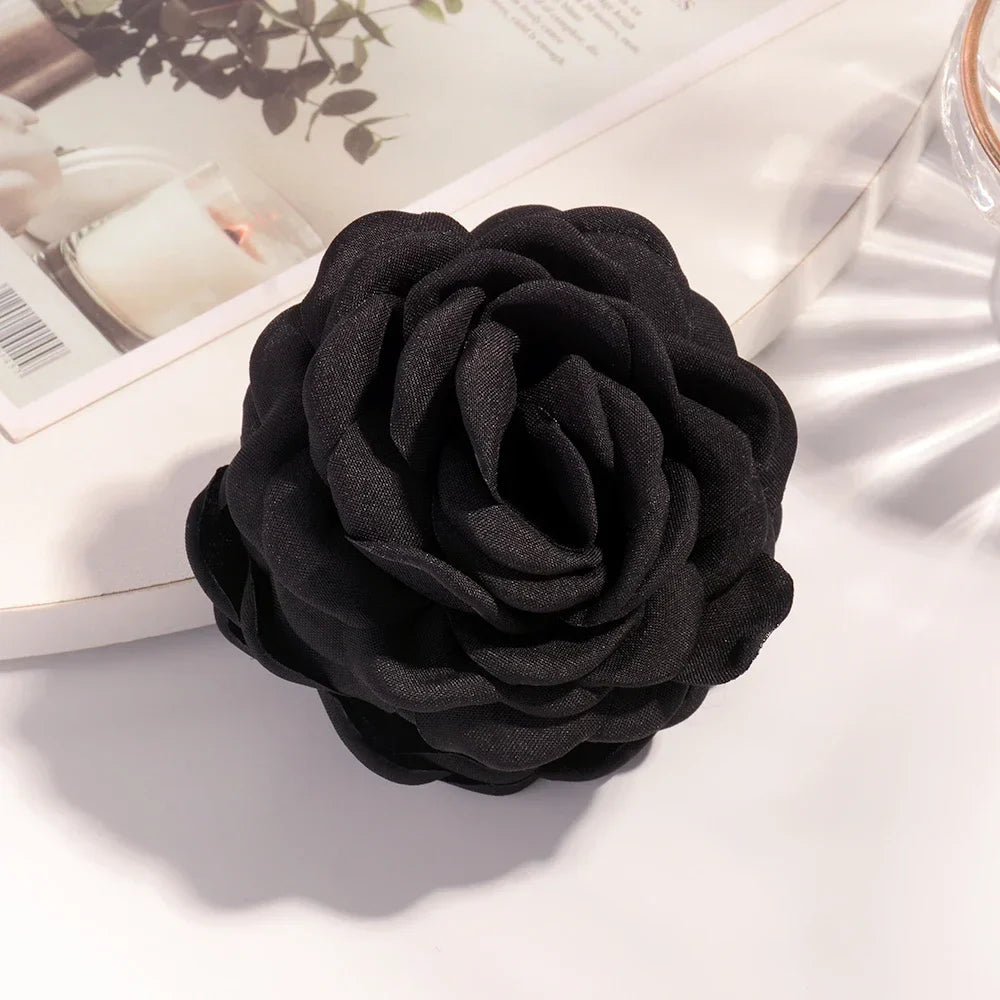 16 Colors Sweat Medium Size Cotton Fabric Rose Flower Hair Claw Clips for Women Korean Ctach Shark Clamp Hair Accessories 2024