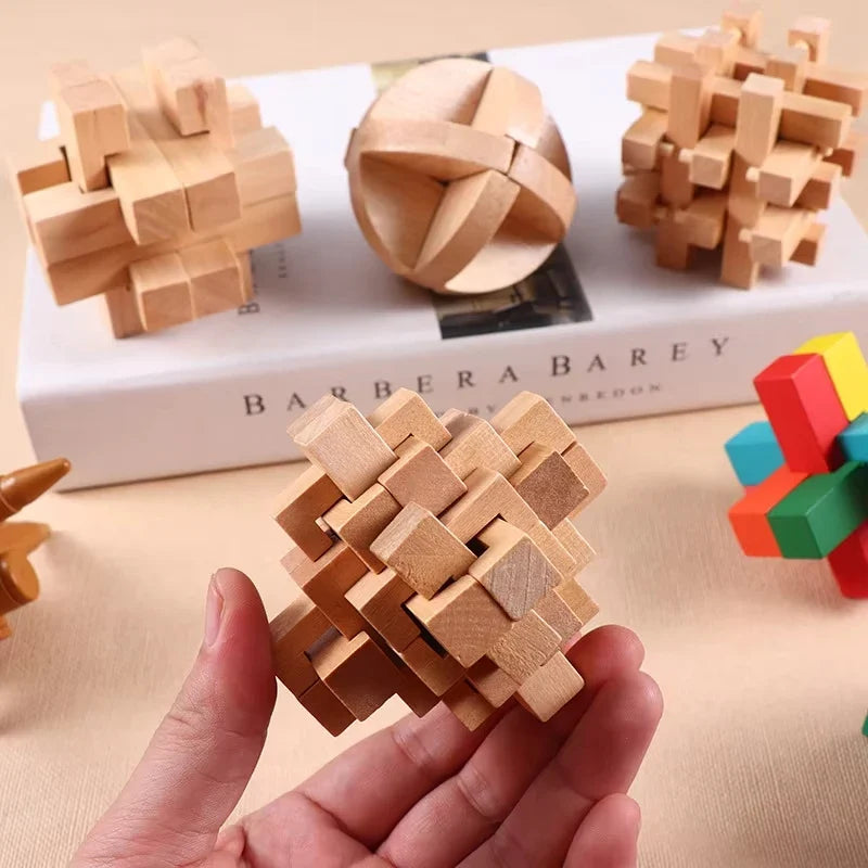 Wooden Kong Ming Lock Lu Ban Lock IQ Brain Teaser Educational Toy for Kids Children Montessori 3D Puzzles Game Unlock Toys Adult