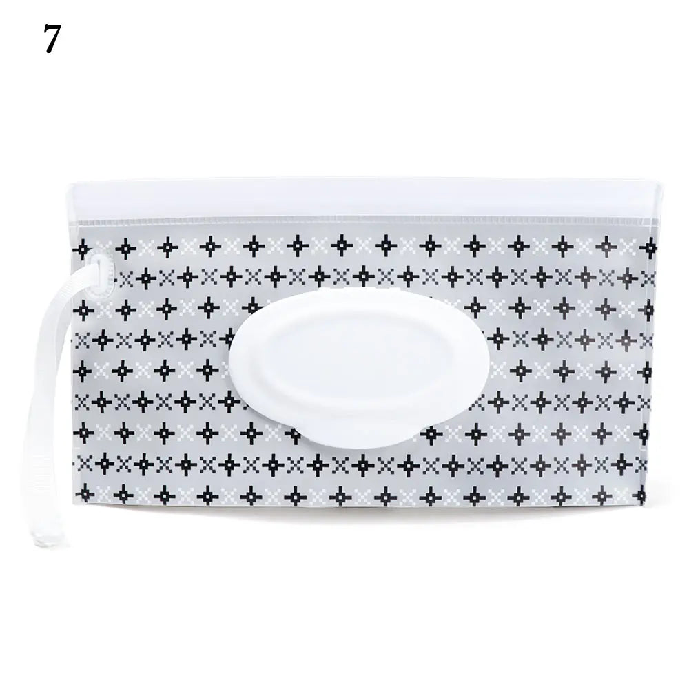 New Baby Wet Wipe Pouch Flip Cover Wipes Holder Case Reusable Tissue Box Refillable Carrying Case Portable Stroller Accessories