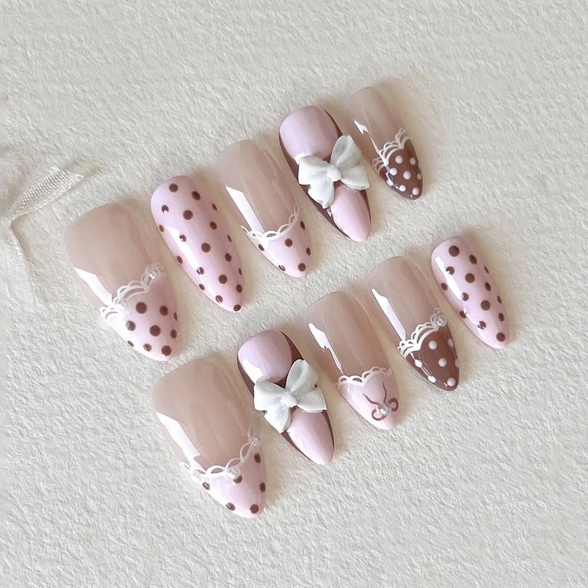 24Pcs Mid-length Almond Fake Nails Pink Brown Polka Dot Lace French Press on False Nails 3D Bow Pearl Wearable Manicure Tips Art