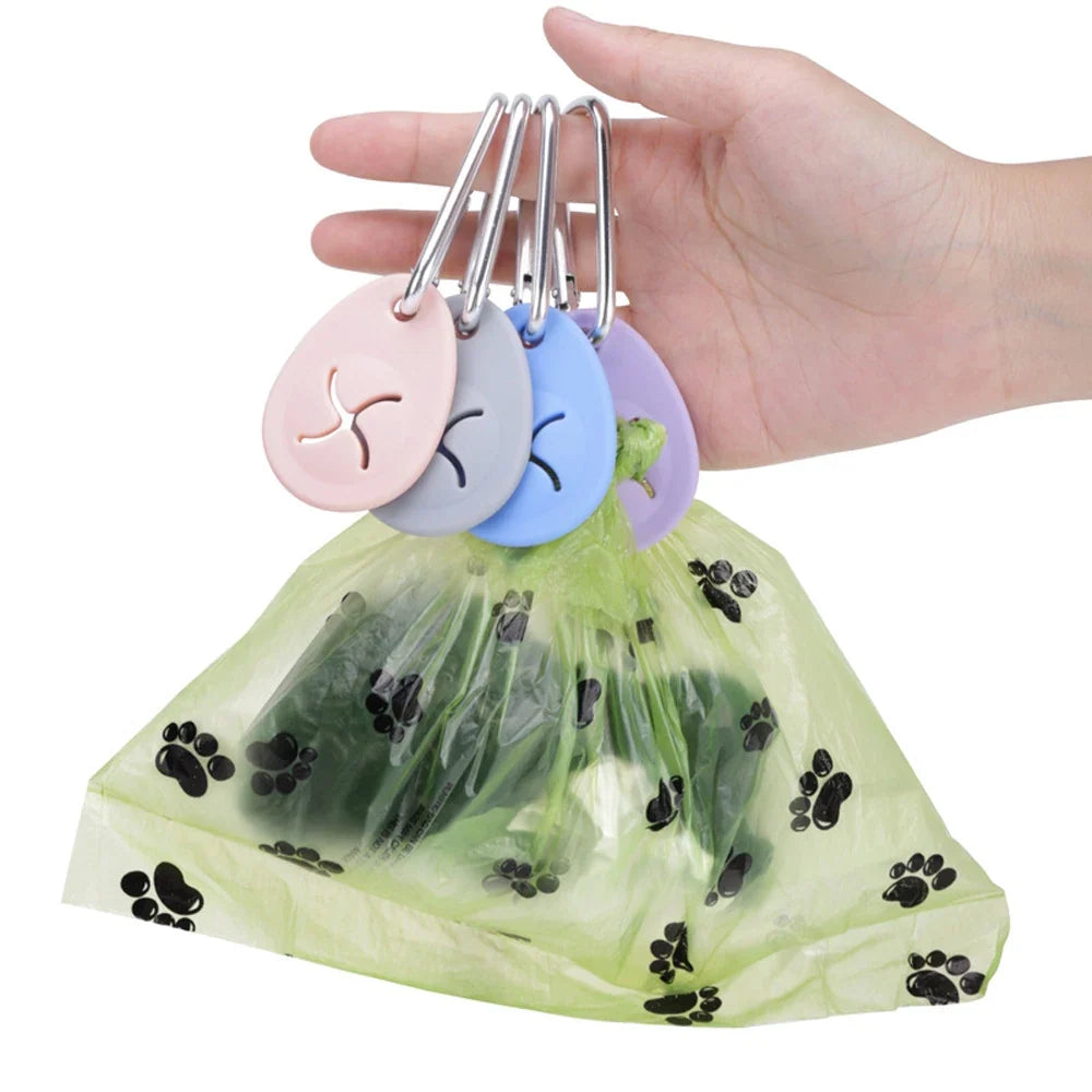 Dog Poop Bags Dispenser Dog Products Dog Poop Bag Holder Pet Garbage Bag Clip Hands-free Clip Dog Cleaning Supplies