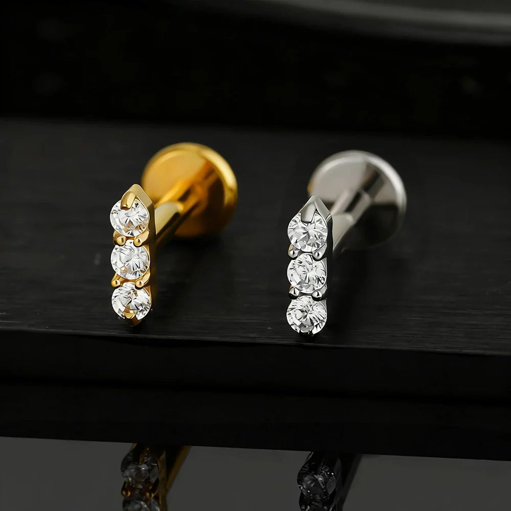 Right Grand ASTM F136 Titanium Tiny Triple CZ Bar Labret Lip 16G Flat Back Cartilage Helix Tragus Nose Stud Piercing Jewelry
