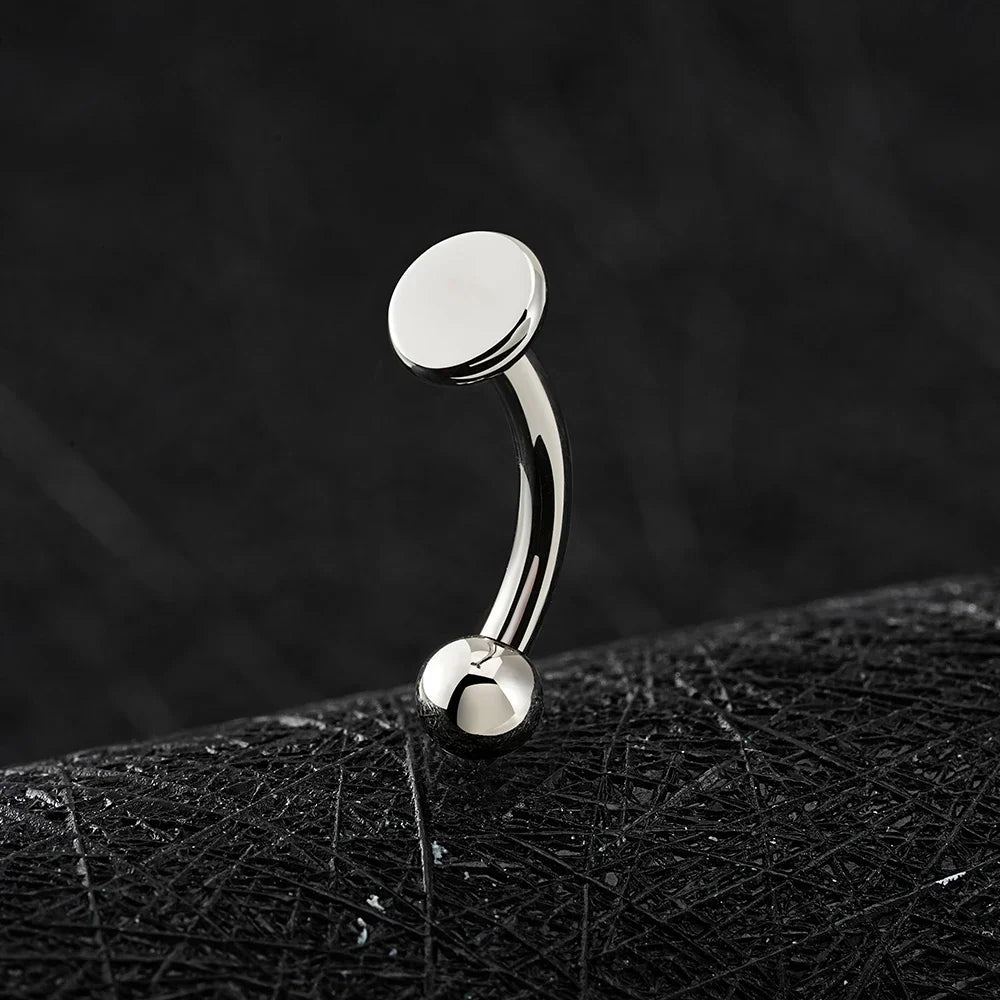 Right Grand ASTM F136 Titanium Round Disc Vertical Labret Stud 16G Curved Barbell Rook Earring Cartilage Ear Piercing Jewelry