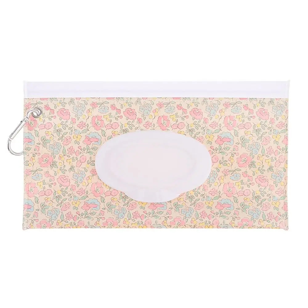 New Baby Wet Wipe Pouch Flip Cover Wipes Holder Case Reusable Tissue Box Refillable Carrying Case Portable Stroller Accessories