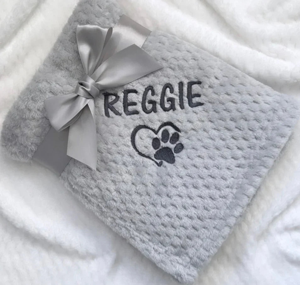 Dog / Cat Blanket- Personalised Dog Blanket - Puppy Blanket - Paw Print Blanket - Super Soft Pet Blanket - Embroidered Blanket