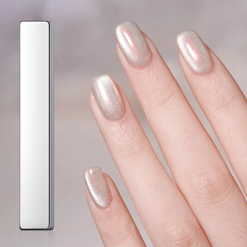 1Pcs Superconducting Magnetic Cat Eye Nail Tool Love Magnet with Special Nail Oil Glue for Salon-quality Nail Care at Home