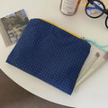Large-Capacity Plaid Women's Makeup Bag Portable Ins Style Cosmetic Storage Organizer for Skincare Travel Essentials Daily Use
