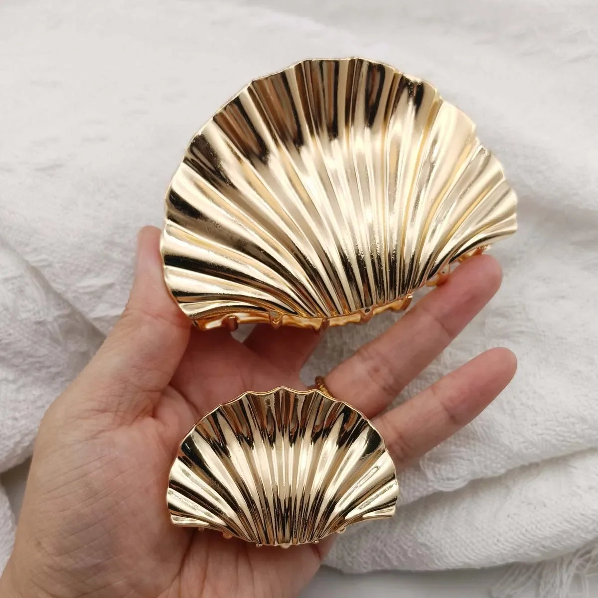 1/2 PCS Metal Irregular Texture Shell Shape Hair Claw Clips for Women Girls Hairclip Ponytail Hair Pins Fashion Hair Accessories